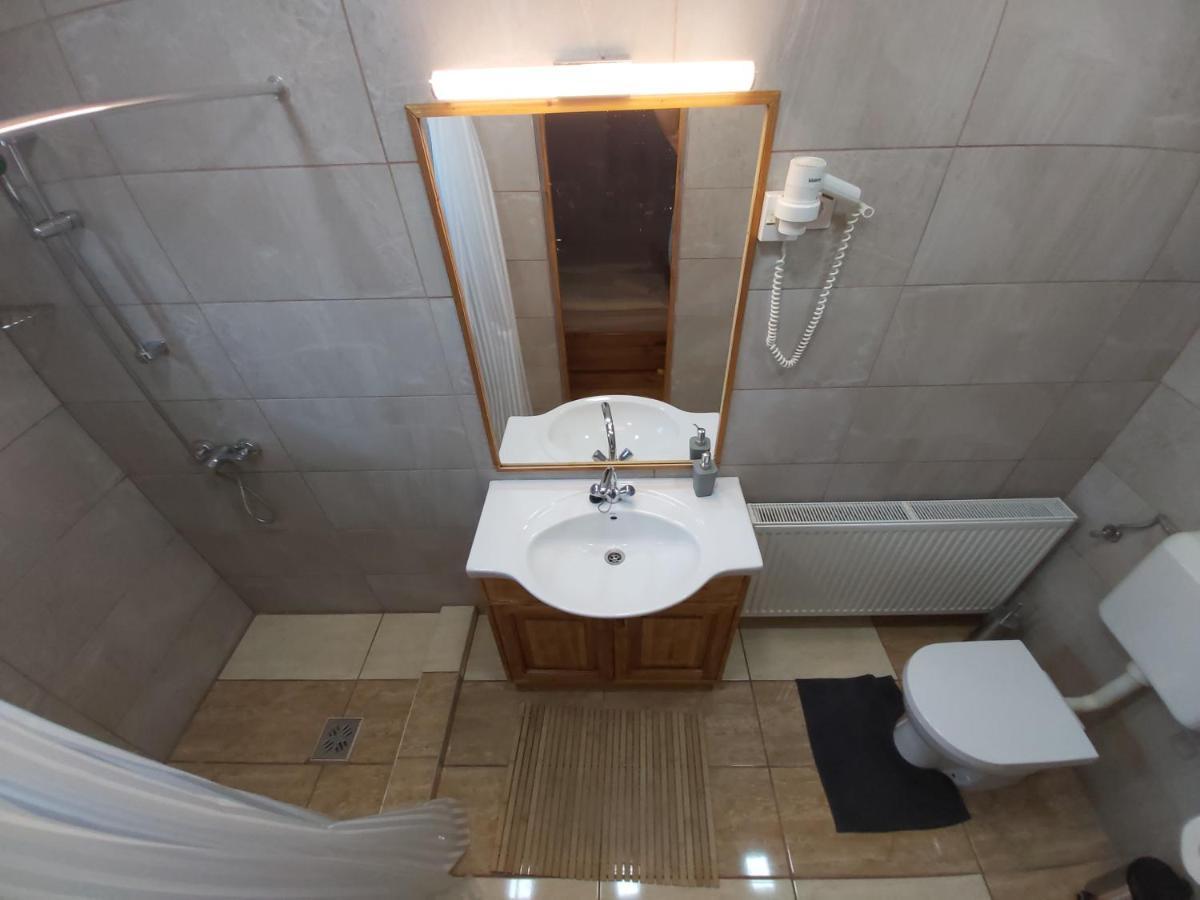 Fenyofa Vendeghaz Hotel Szilvásvárad Buitenkant foto