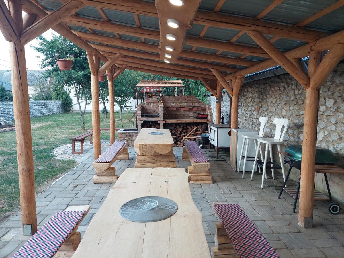 Fenyofa Vendeghaz Hotel Szilvásvárad Buitenkant foto